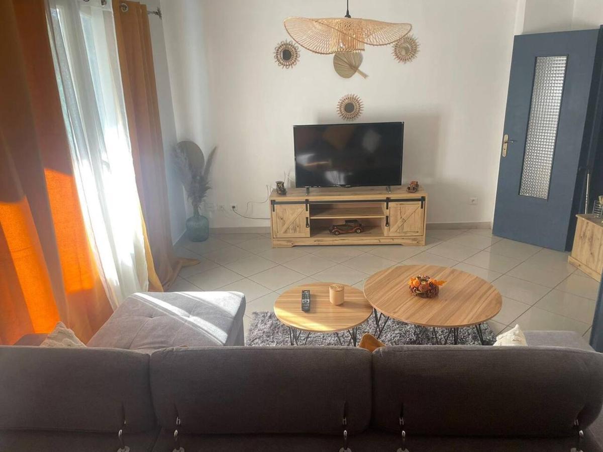 Appartement Proche Gare Tgv Nîmes Dış mekan fotoğraf